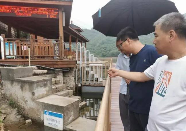 降雨持續(xù)！北京急調(diào)16名水利專家奔赴8區(qū)現(xiàn)場(chǎng)協(xié)助防汛